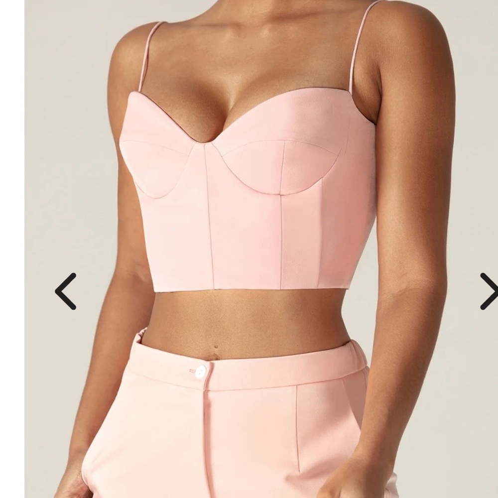 Alieva Carla structure Crop Top, soft pink, size small - Picture 13 of 15